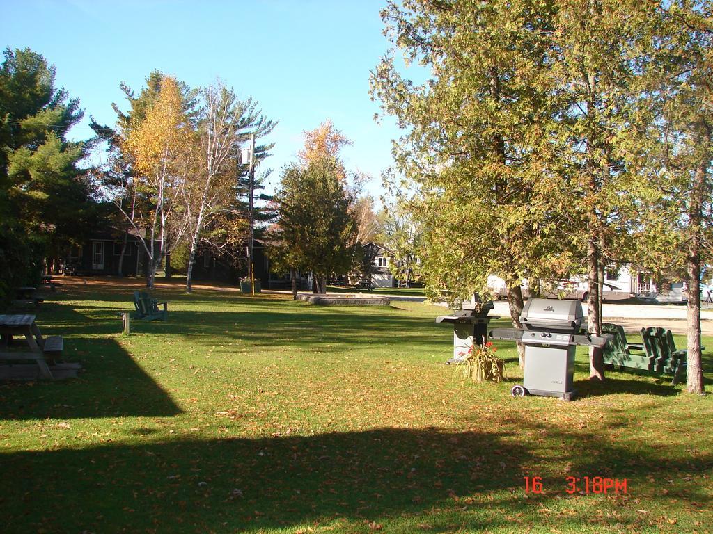 Sunnylea Resort Port Severn Экстерьер фото
